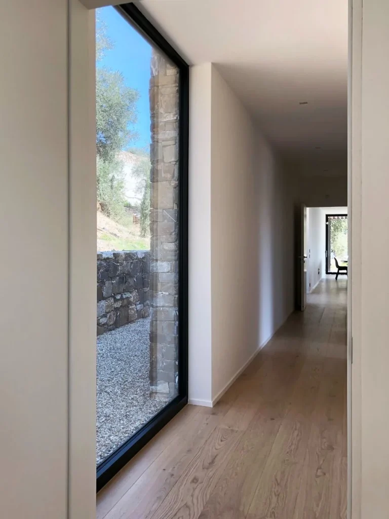 Floor-to-Ceiling Glass Walls