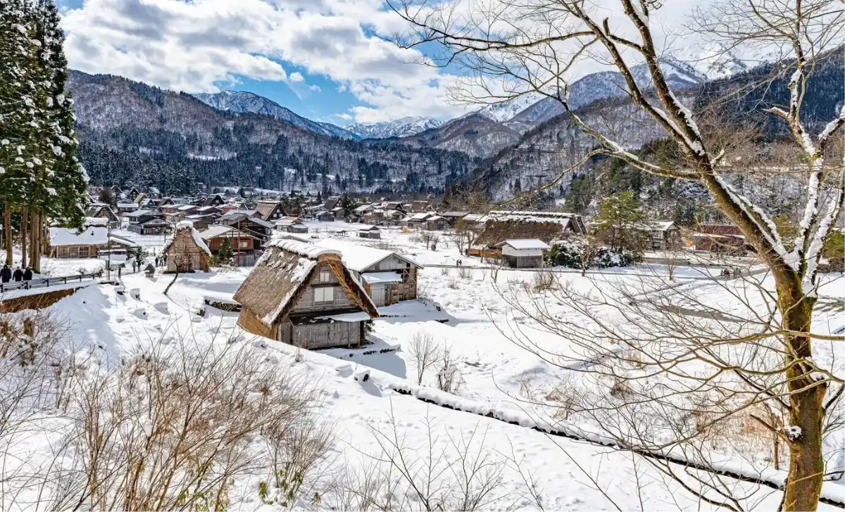 Shirakawa-go and gokayama, japan