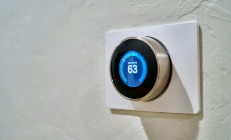 a thermostat device