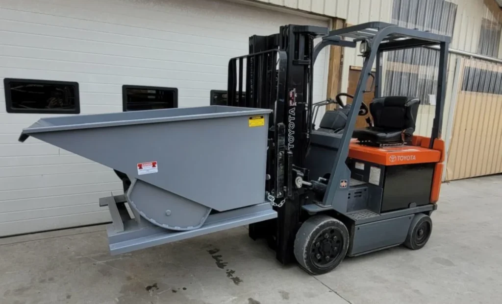 a Self-Dumping Hopper