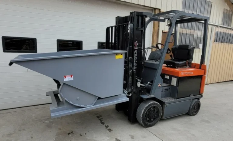 a Self-Dumping Hopper
