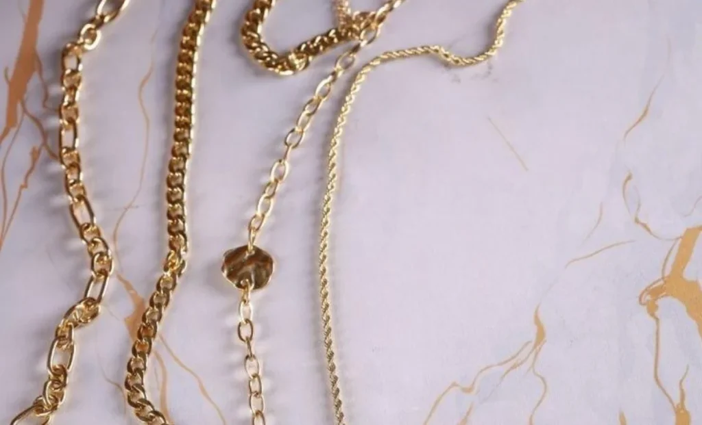 Gold chains, necklaces, jewelry, and bracelets